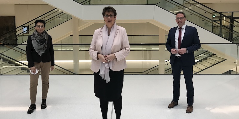 Sabine Tippelt und Volker Senftleben begrüßten Regionales Versorgungszentrum im Leinebergland